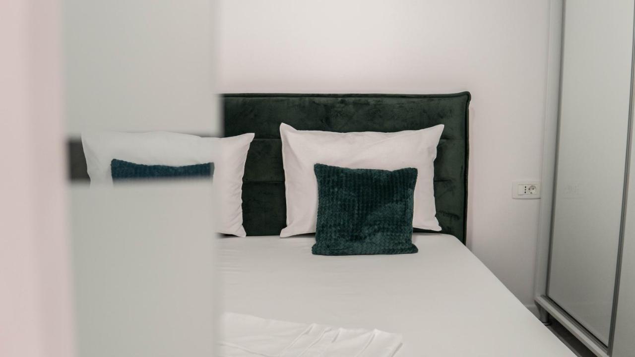 Toto'S Apartment Κονστάντζα Εξωτερικό φωτογραφία